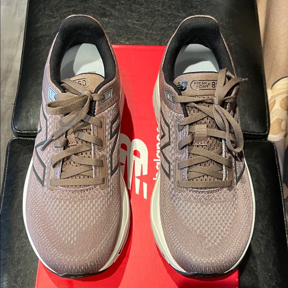 New Balance 860 running shoe v14 - Picture 3 of 6